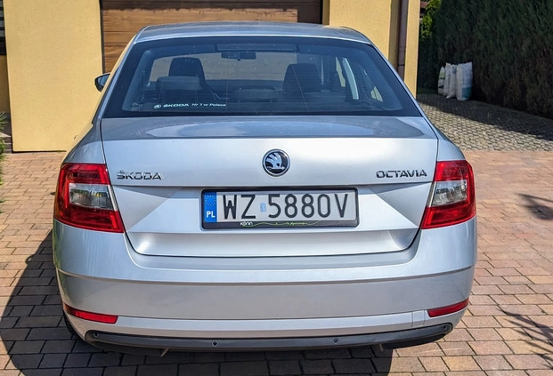 Skoda Octavia cena 56000 przebieg: 108700, rok produkcji 2018 z Szamotuły małe 79